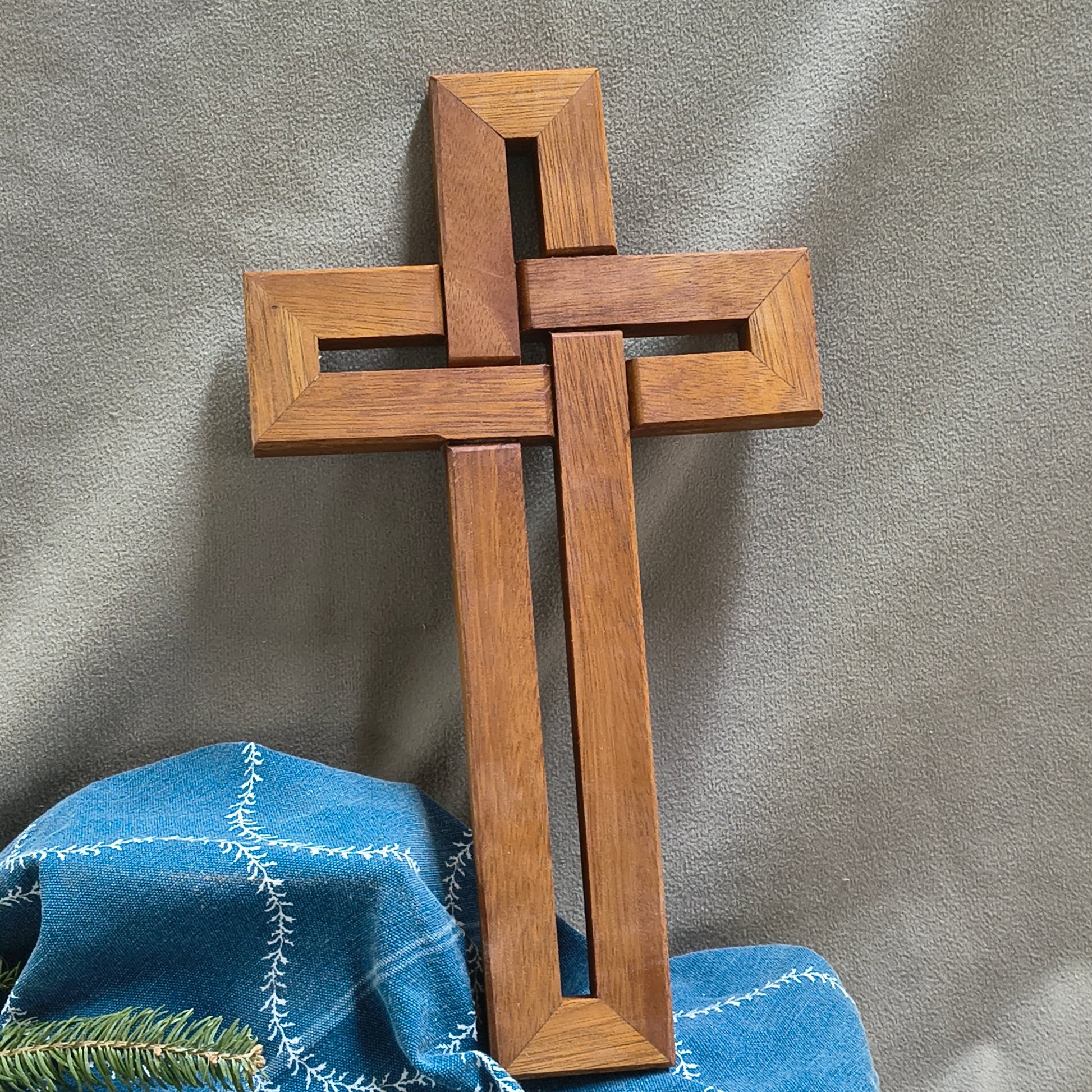 Handcrafted Dark Walnut Cross & Rich Mahogany Cross – Knotwork-Inspired Wooden Décor | Solid Walnut Home Accents | Made in Georgia